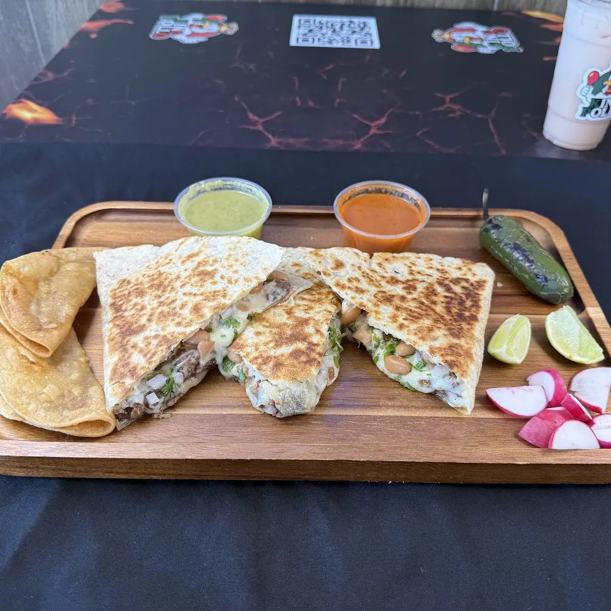 One Orden de Quesadilla Combo