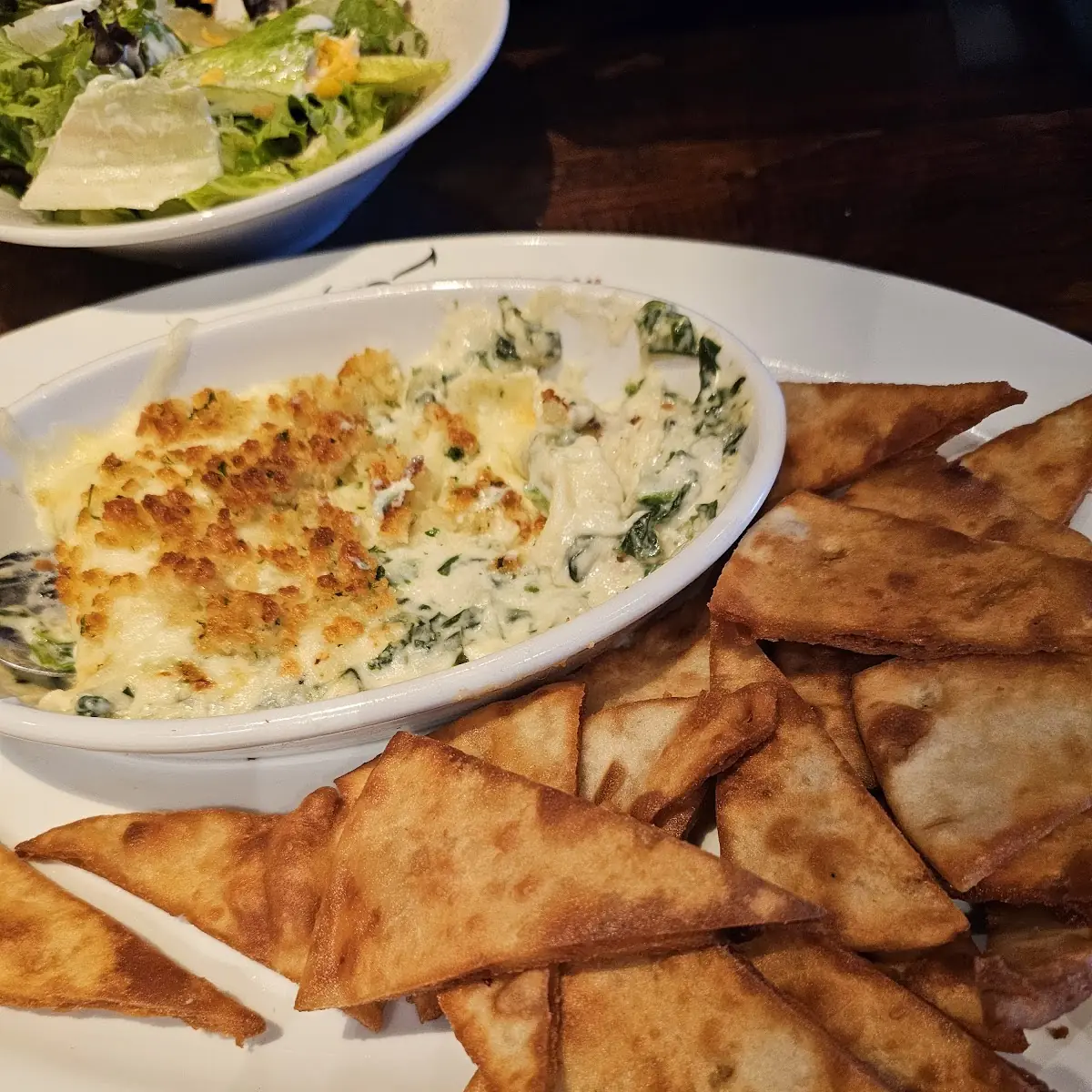 Spinach and Artichoke Dip with Pita Chips