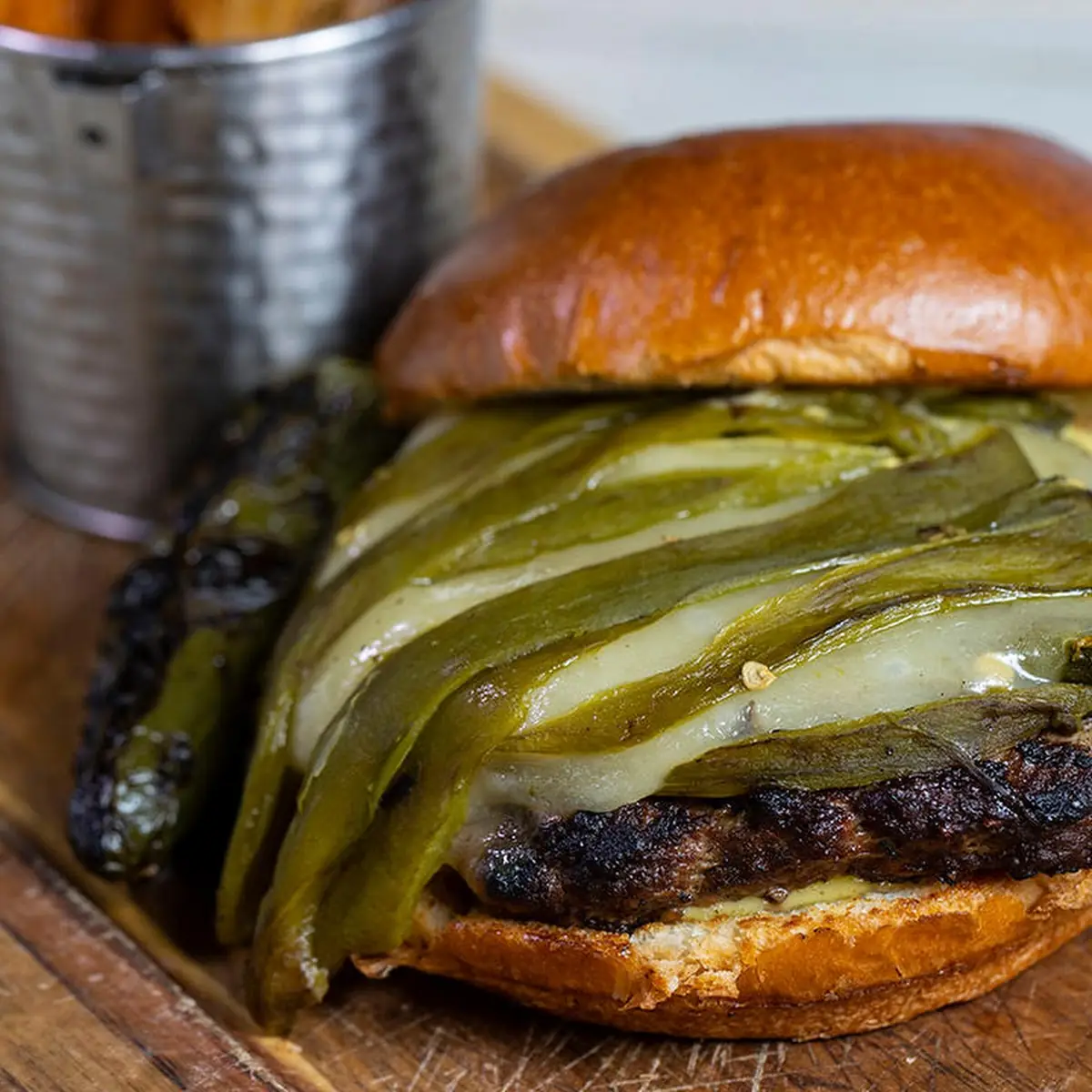 Green Chile Cheeseburger
