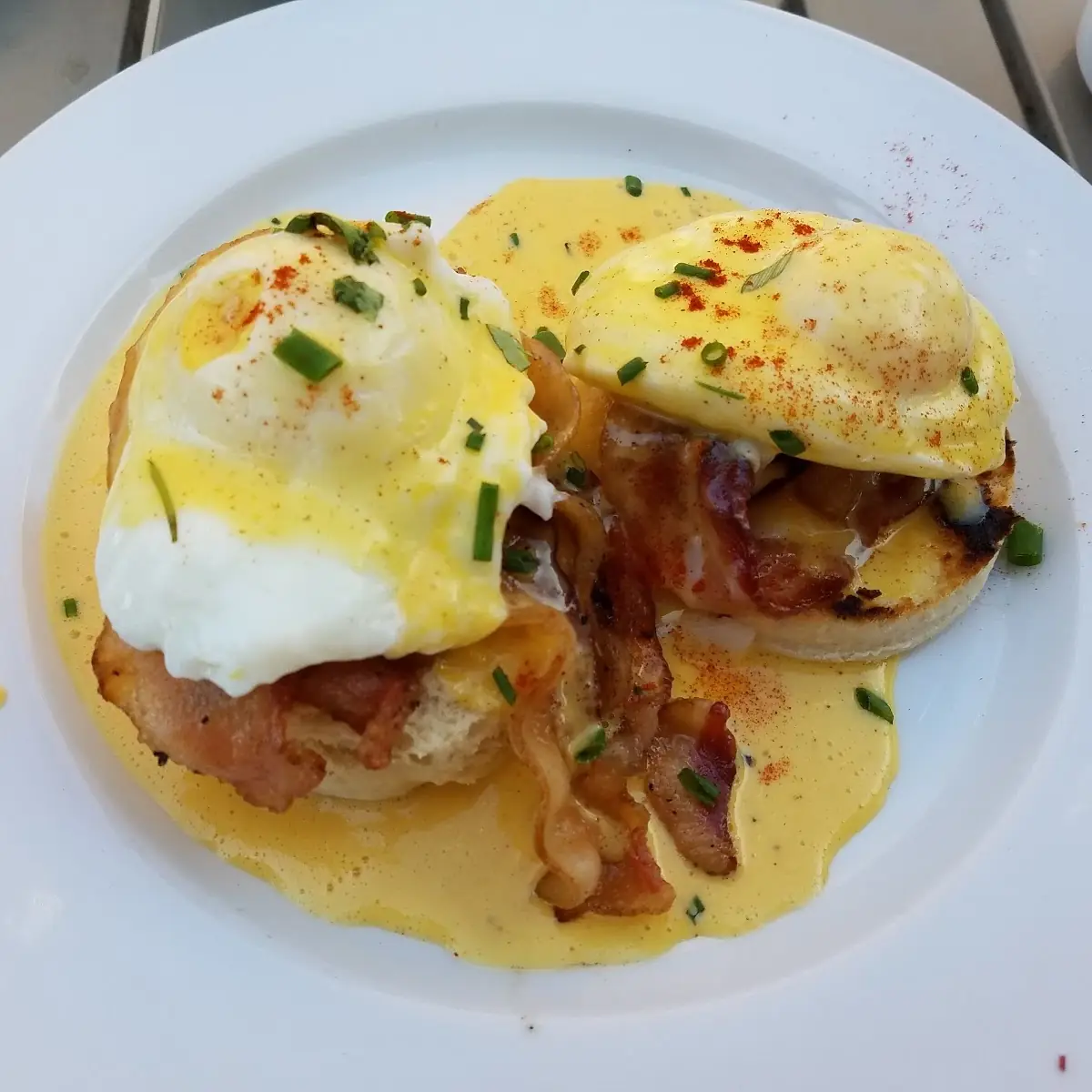 Eggs Benedict