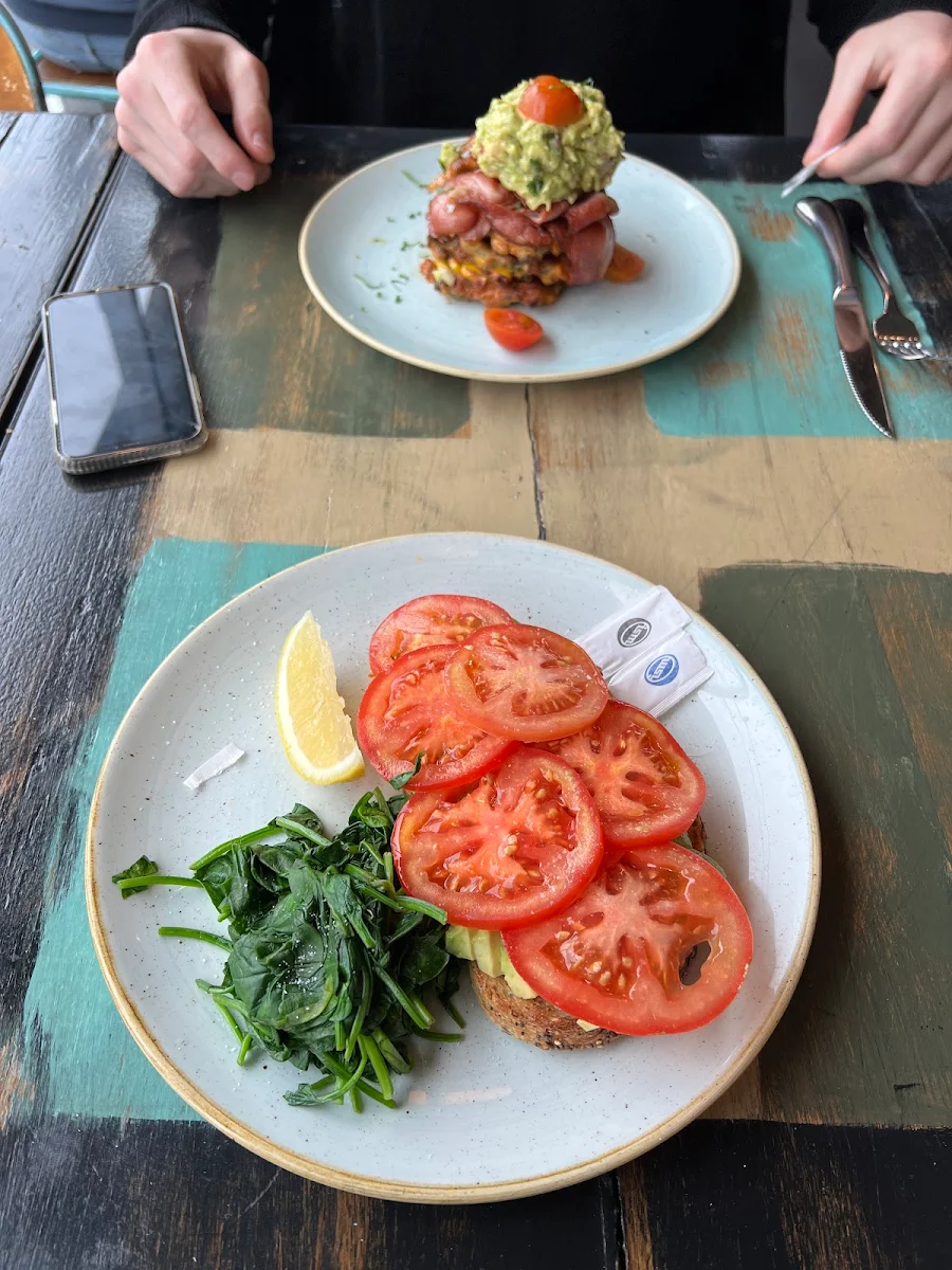 Avo Toast, Pool Coffee Eatery
