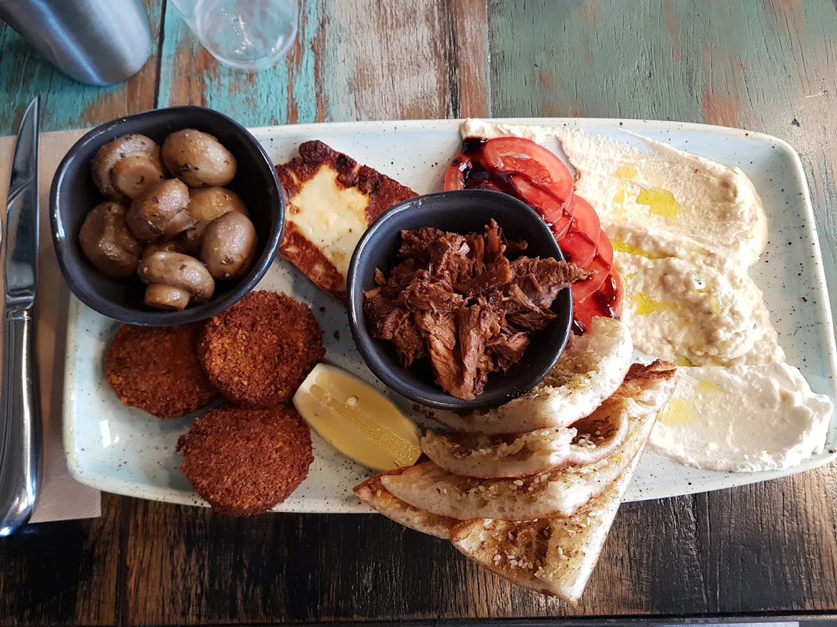 Mezze Platter, Pool Coffee Eatery