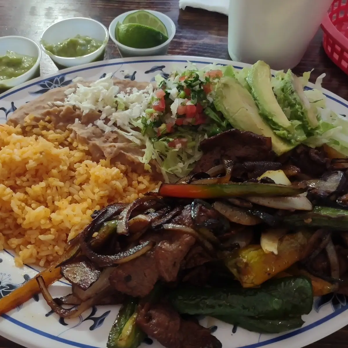 Bistec Encebollado