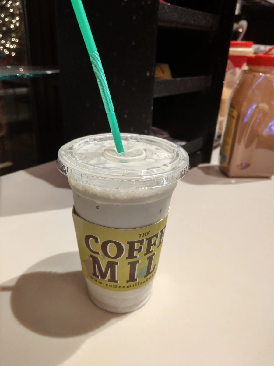 Ice Matcha Green Tea Latte