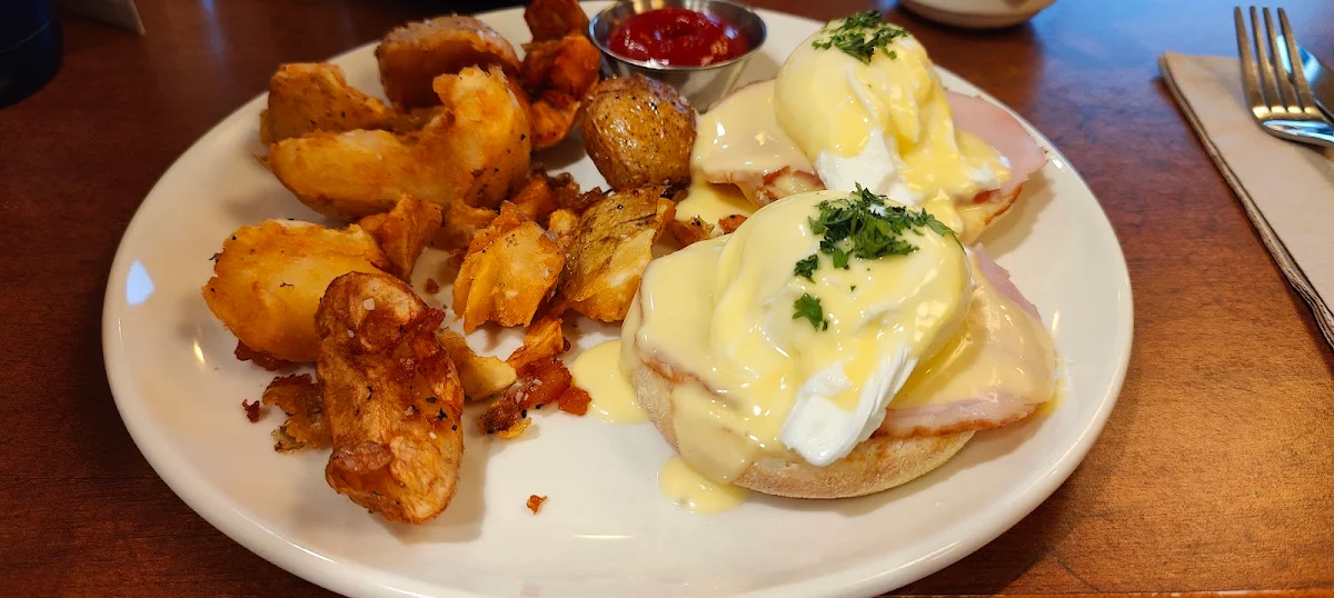 Classic Eggs Benedict, White Spot