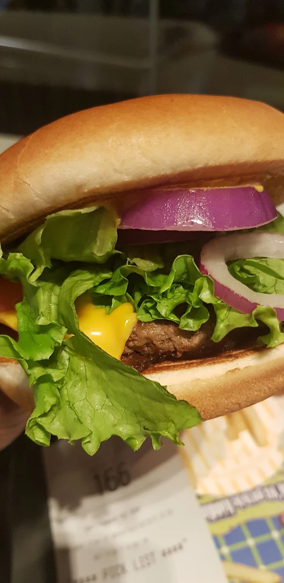 Angus Beef Burger Deluxe, McDonald's Collingwood
