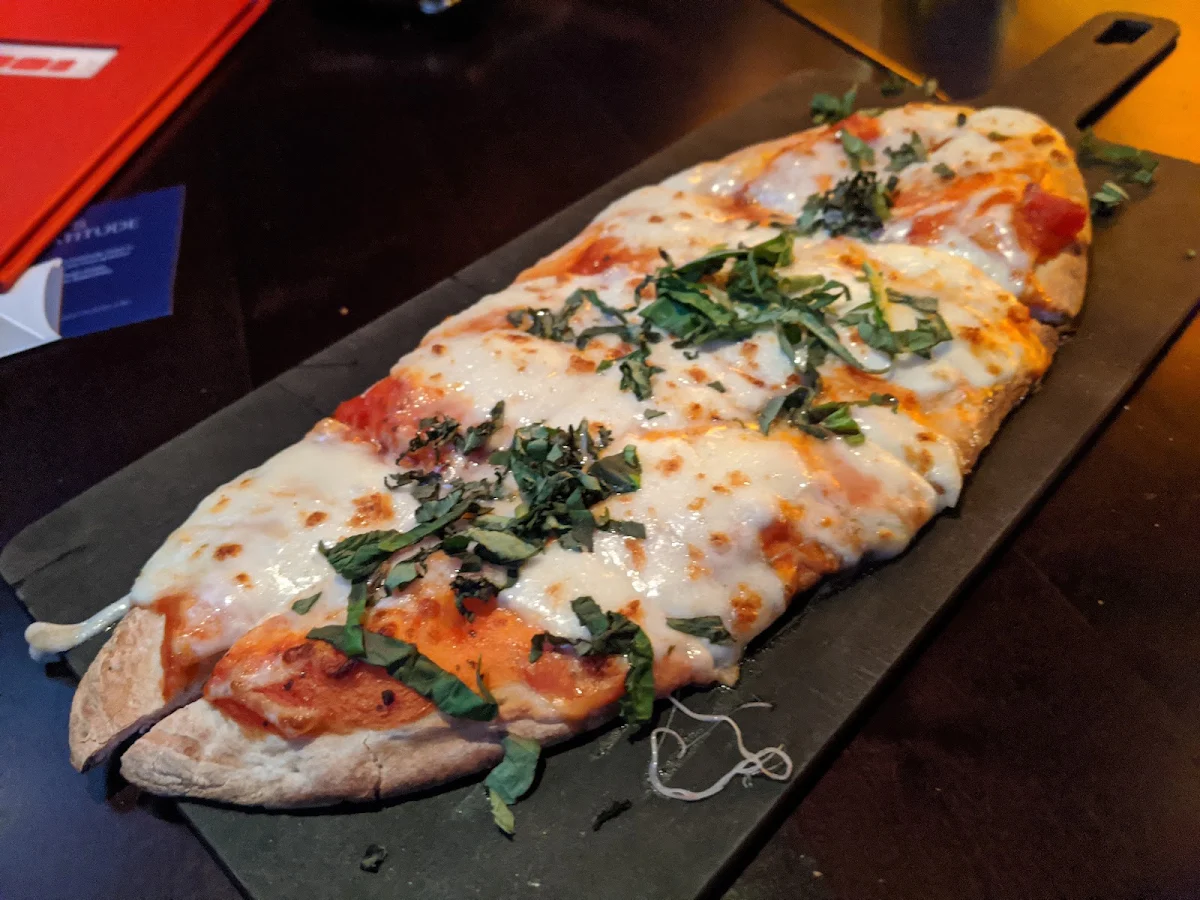 Margherita Flatbread Pizza