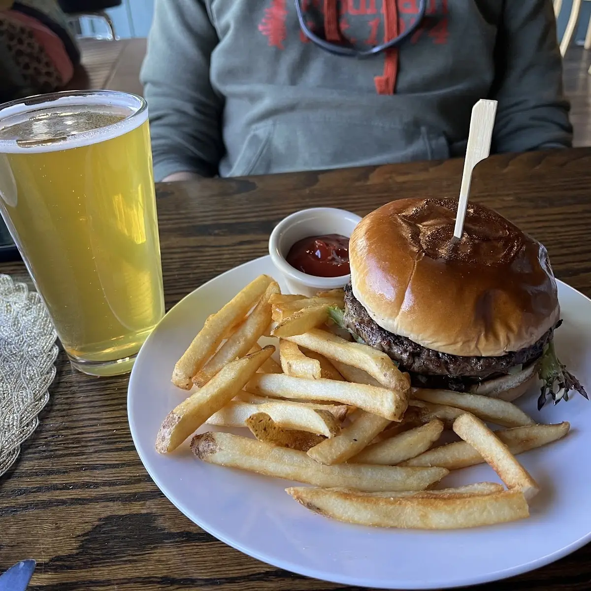 Canoe Burger
