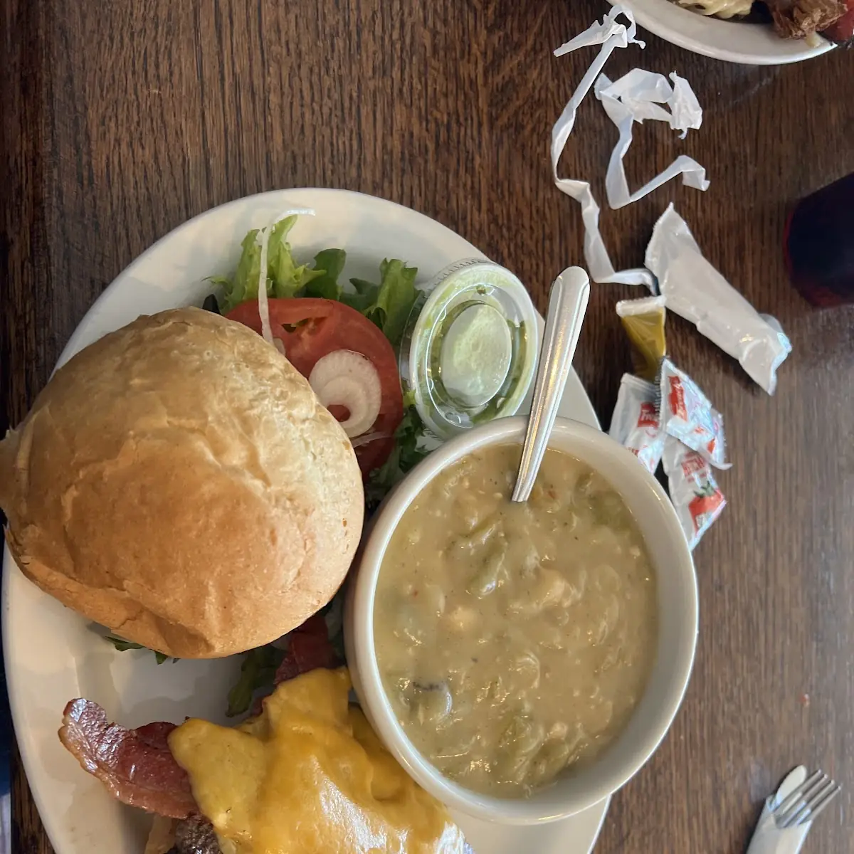 Green Chile Cheeseburger