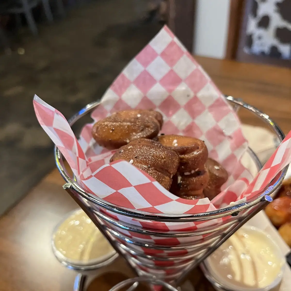 Pretzel Bites with Cheese Sauce