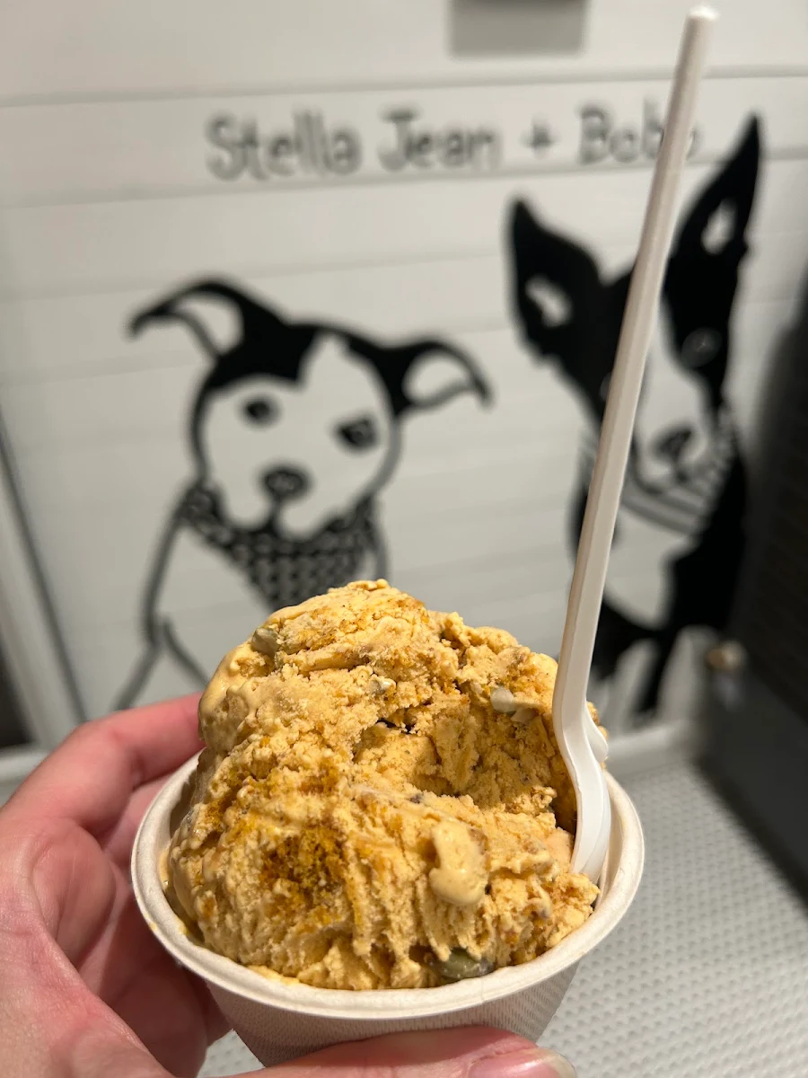 Pumpkin Cheese Bread Ice Cream
