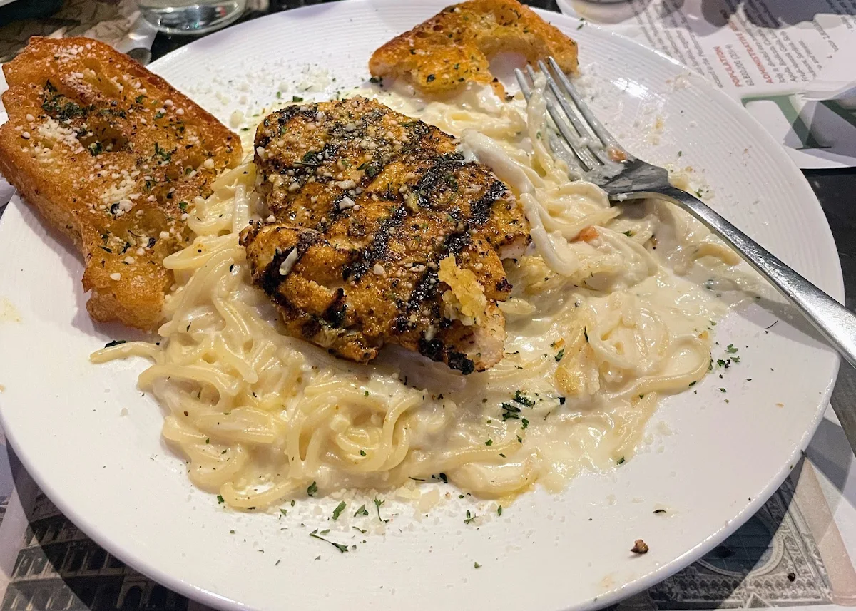 Fettuccine Alfredo
