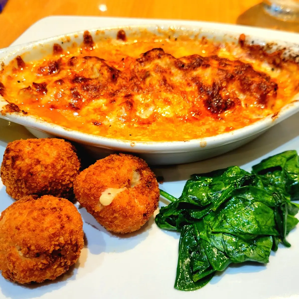 Shrimp and Crab Meat Au Gratin