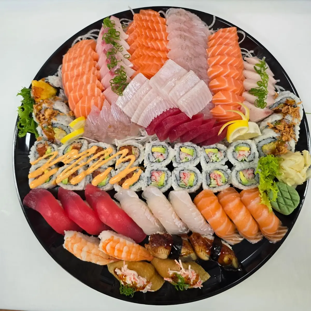 Sushi Sashimi Combo Party Platter