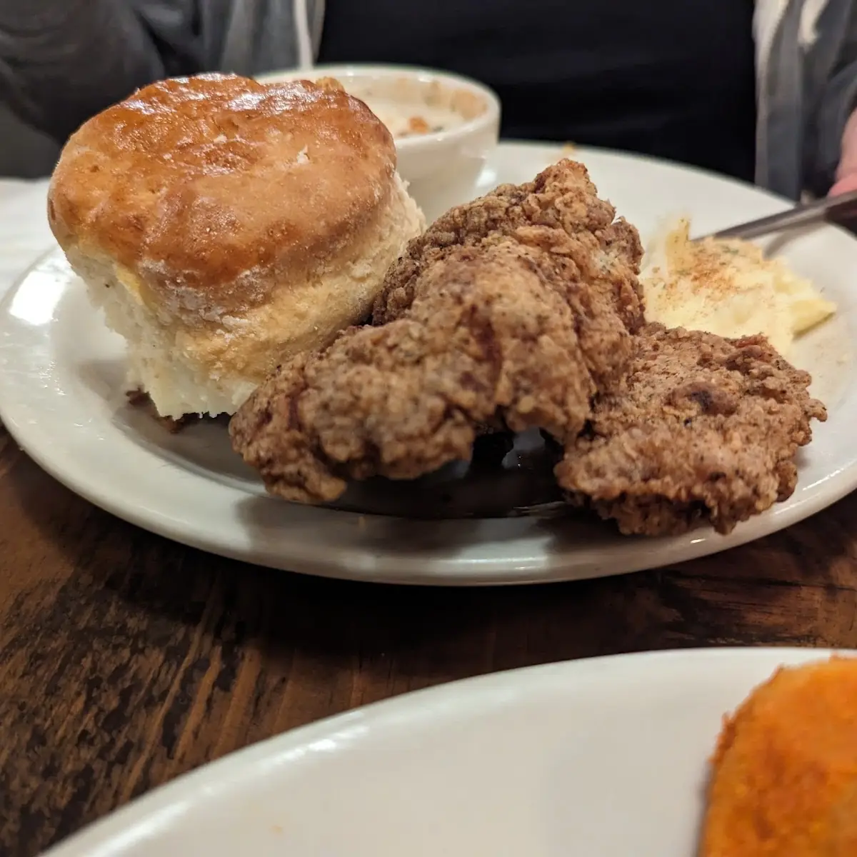Biscuits & Country Gravy