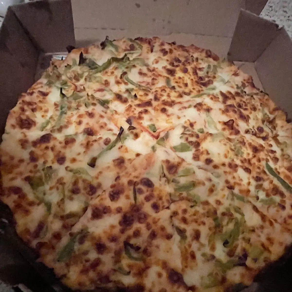 Medium Pan Pizza with Xtra Cheese and Green Pepper