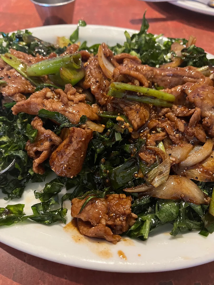 Black Pepper Beef with Crispy Greens