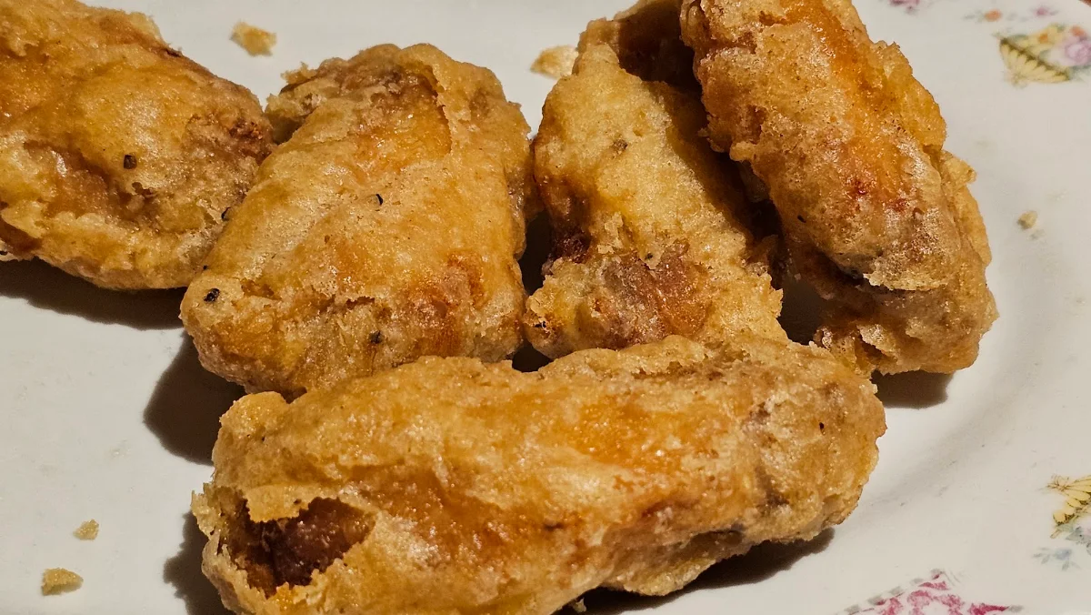 Deep-Fried Chicken Wings