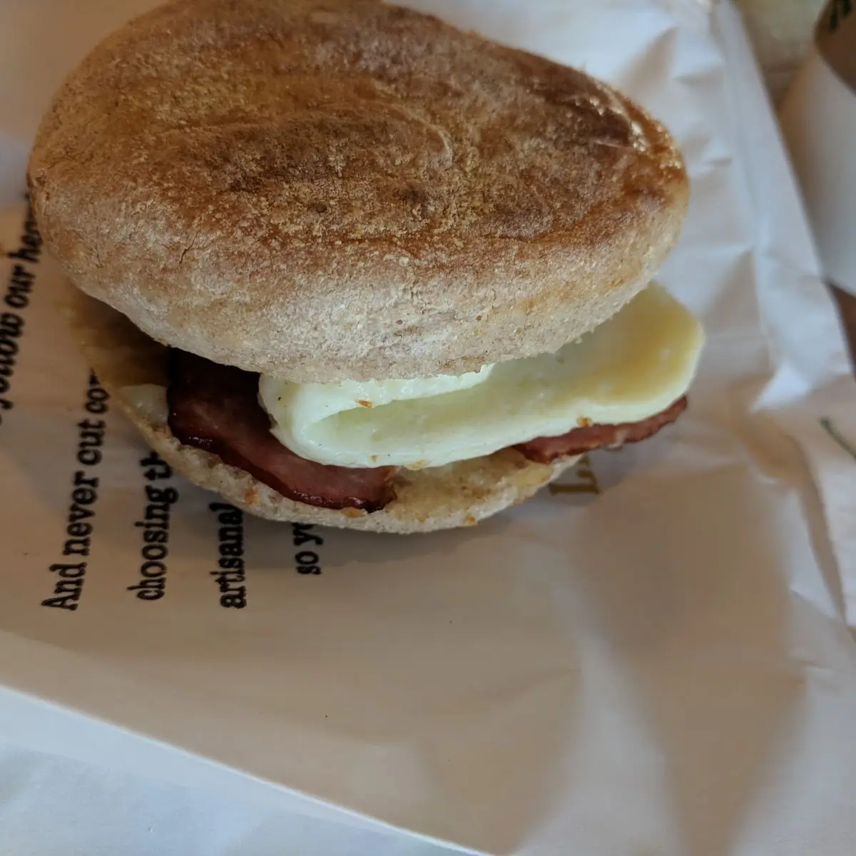 Turkey Bacon Cheddar & Egg White Sandwich