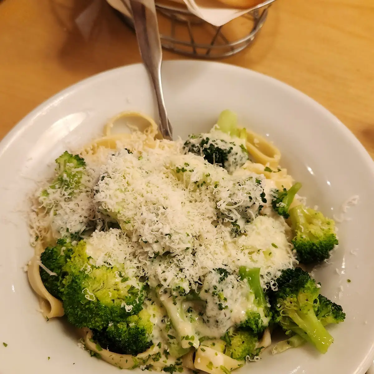 Crispy Chicken Broccoli Alfredo