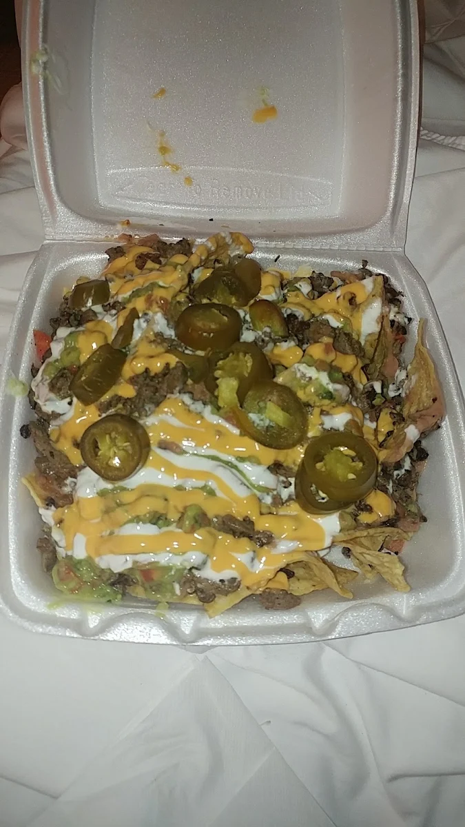 Carne Asada Nachos Supreme
