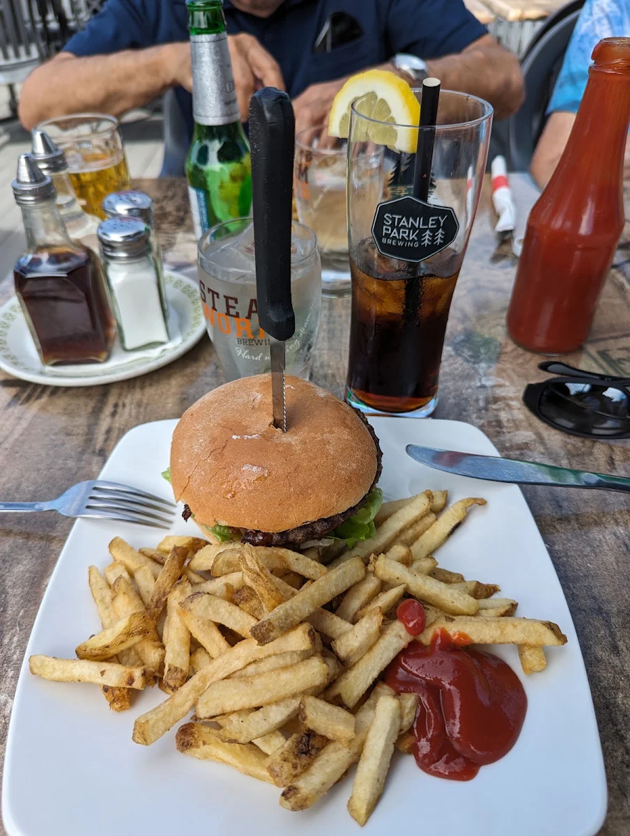 Ladner Burger, Sharkey's Seafood Bar & Grille