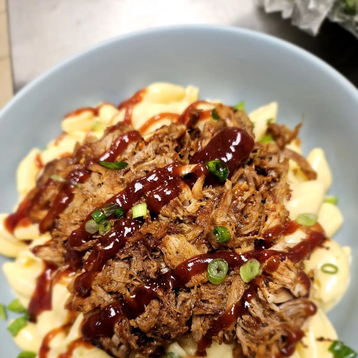 Pulled Pork Mac and Cheese Bowl