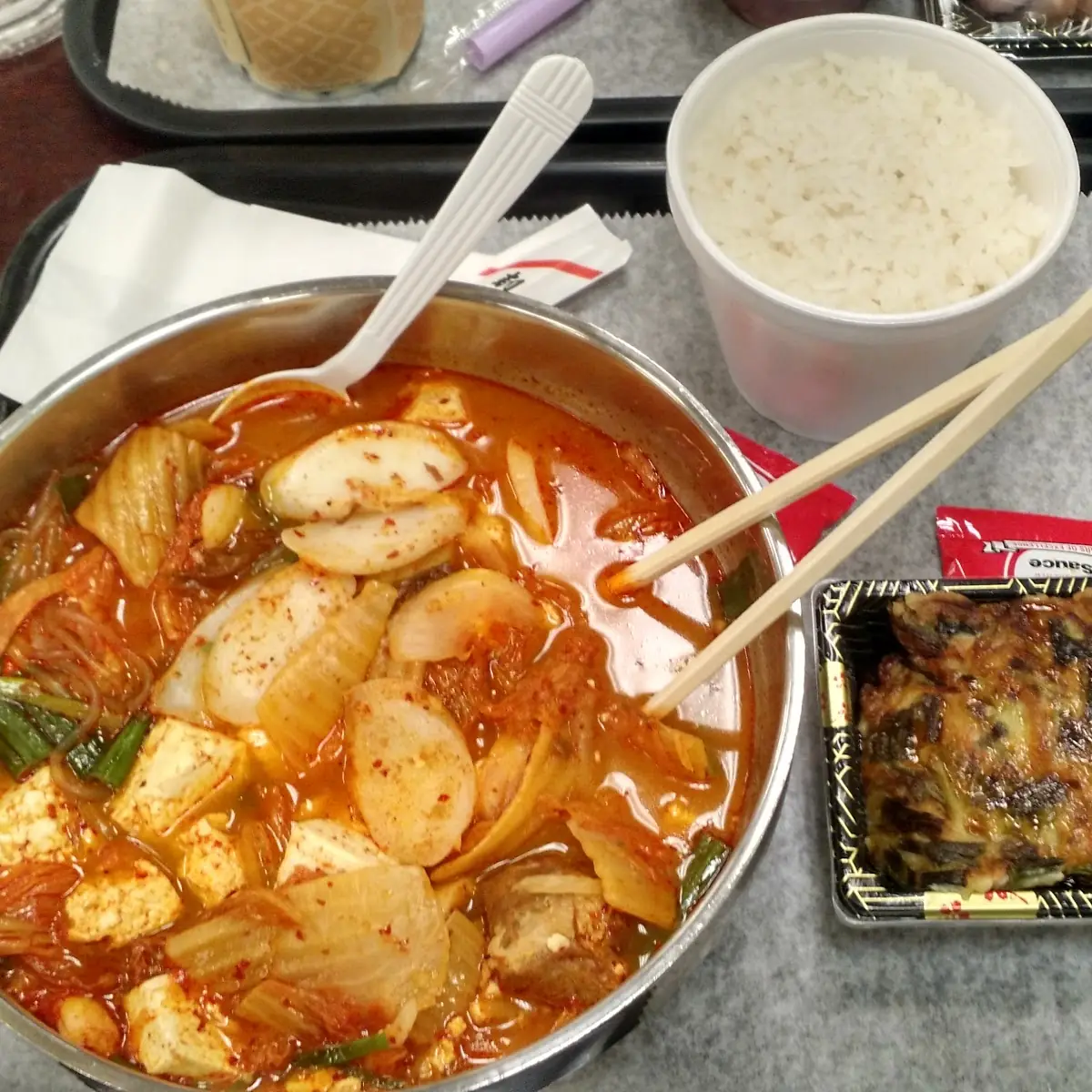 Kimchi-Jjigae