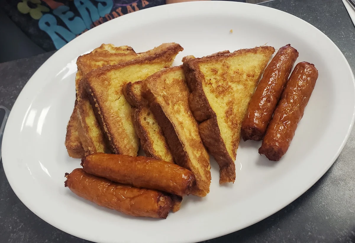 French Toast and Sausage Links