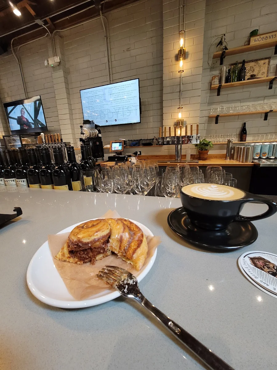 Cinnamon Roll with Coffee