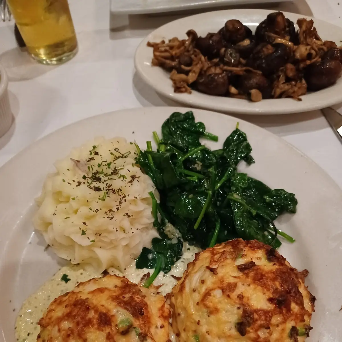 Gourmet Crab Cakes 2
