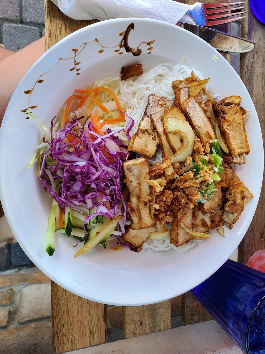 Bol De Paradis- Tofu, Vic & CO Cuisine Viêt