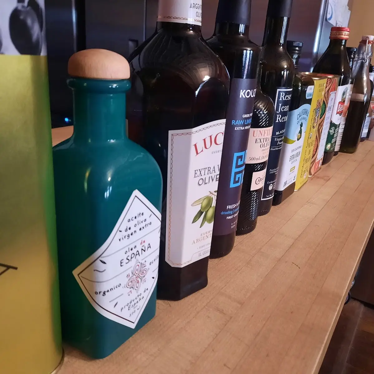 Extra Virgin Olive Oils for Olive Bar