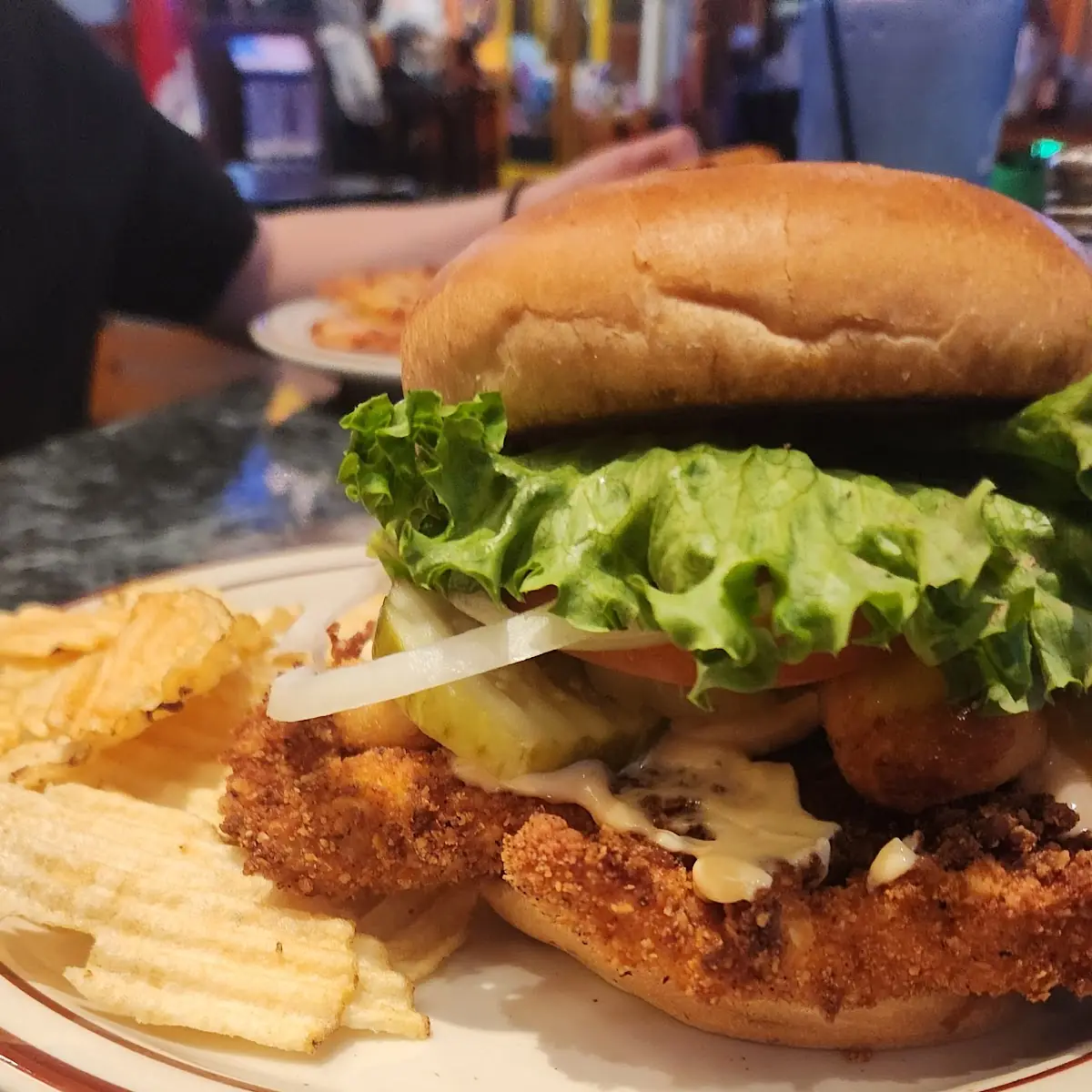 Breaded Chicken Sandwich with Chips