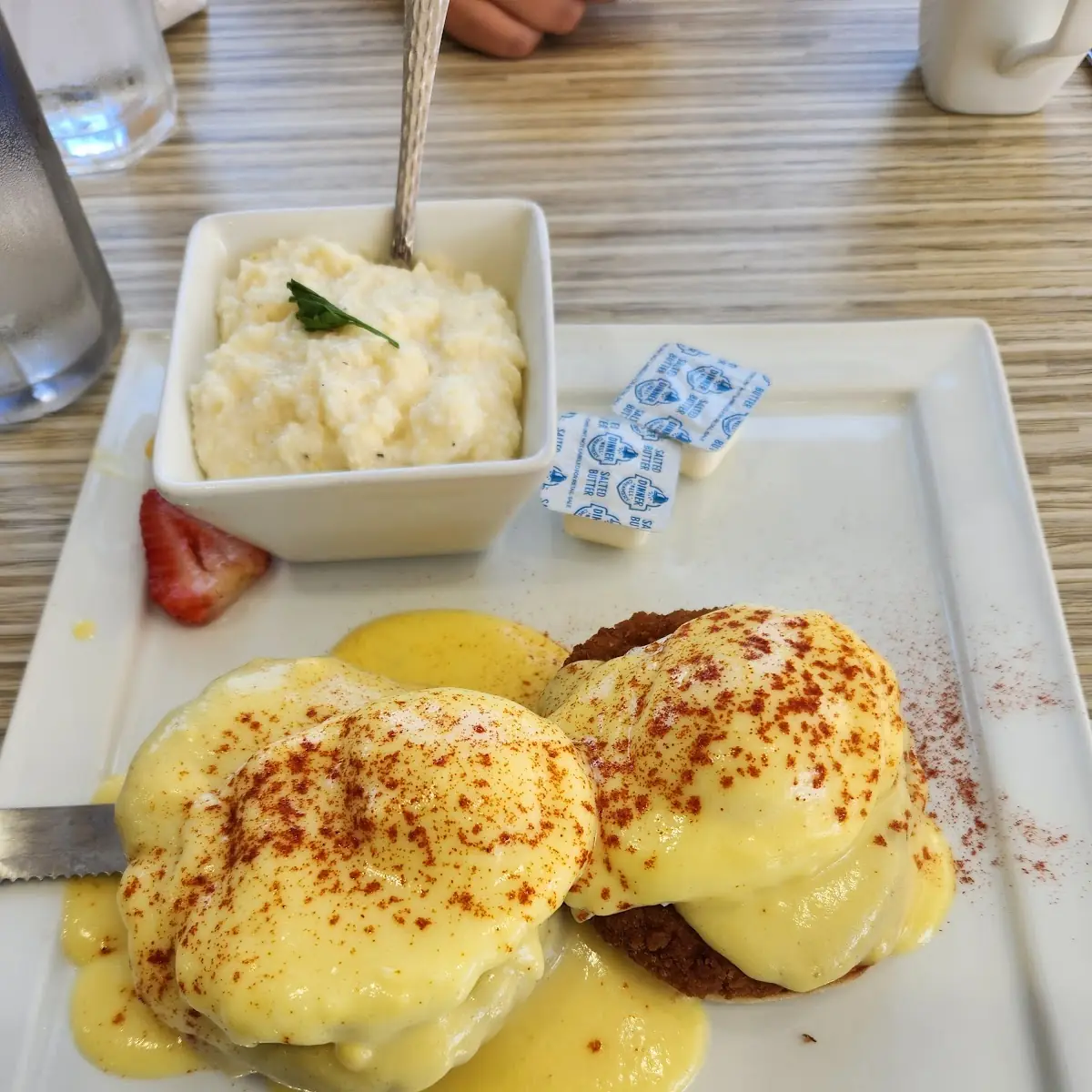 Crab Benedict