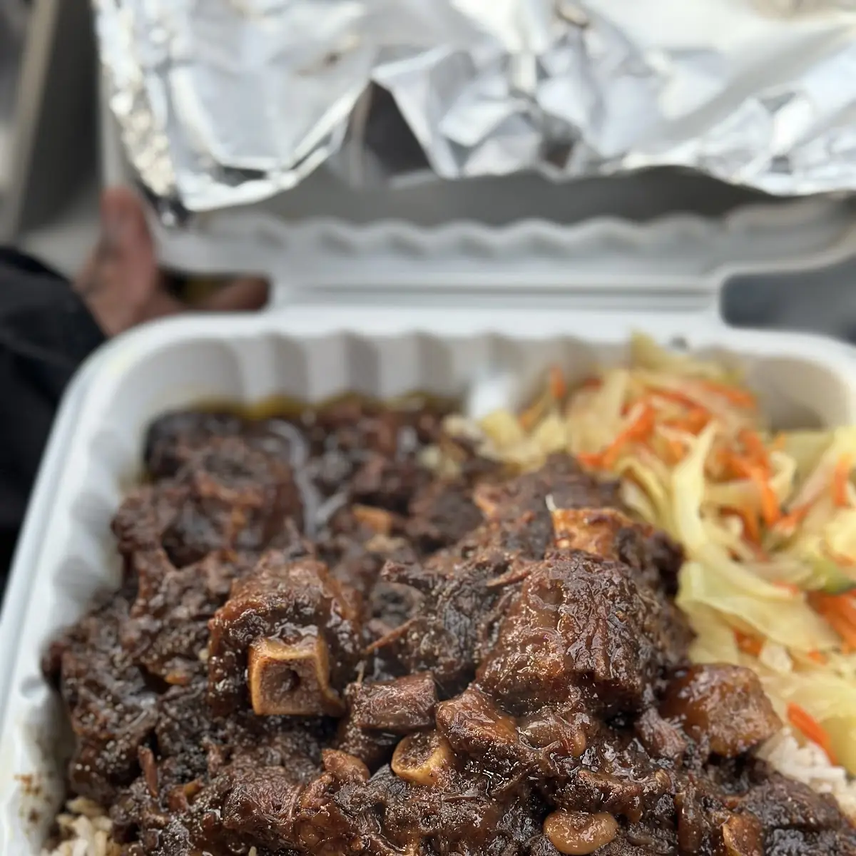Oxtail Meal with Rice and Peas