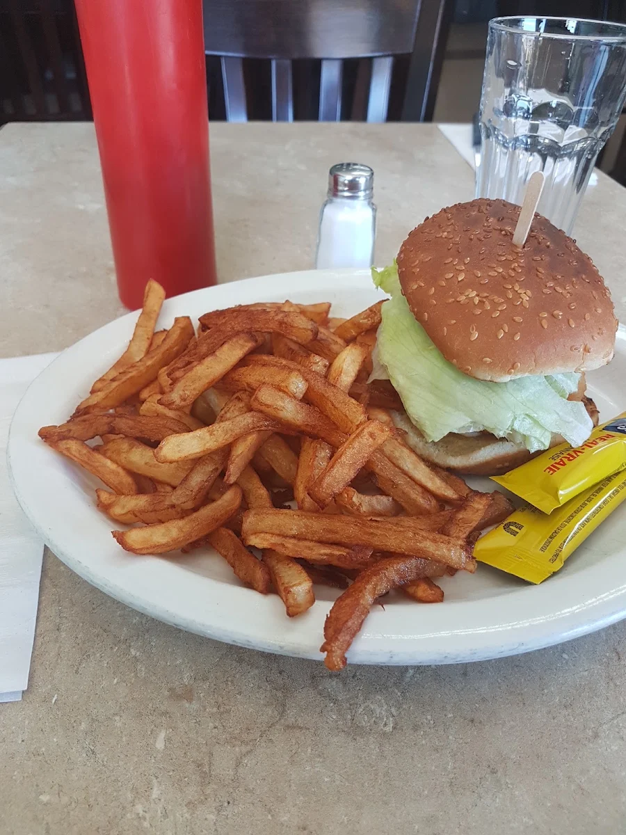 Burger Au Poulet, Resto du Vieux La Prairie