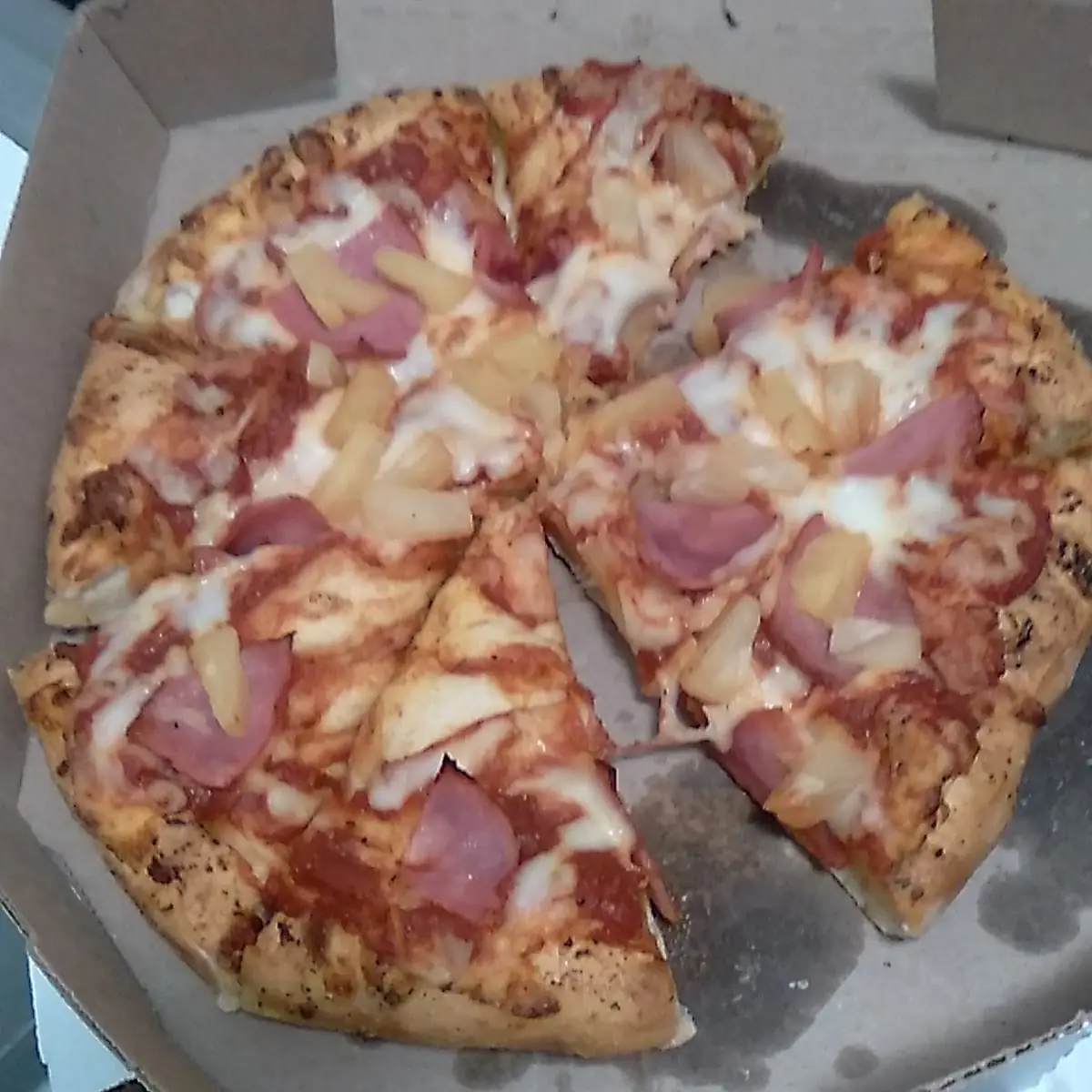 Hawaiian Pizza