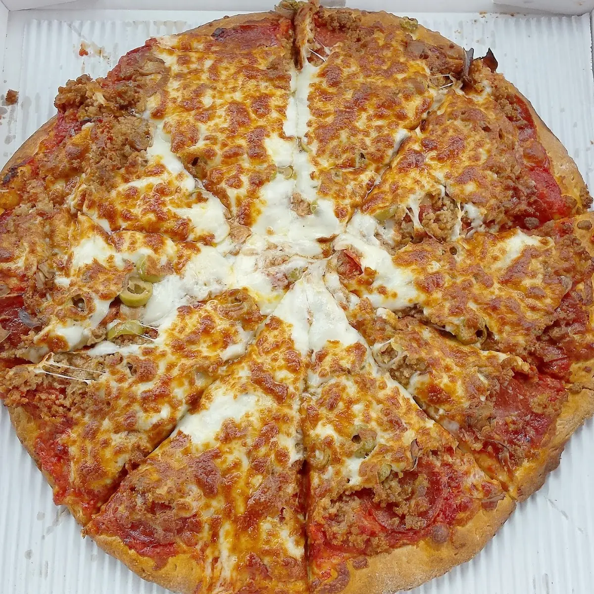 Well Done 5 Topping Pizza