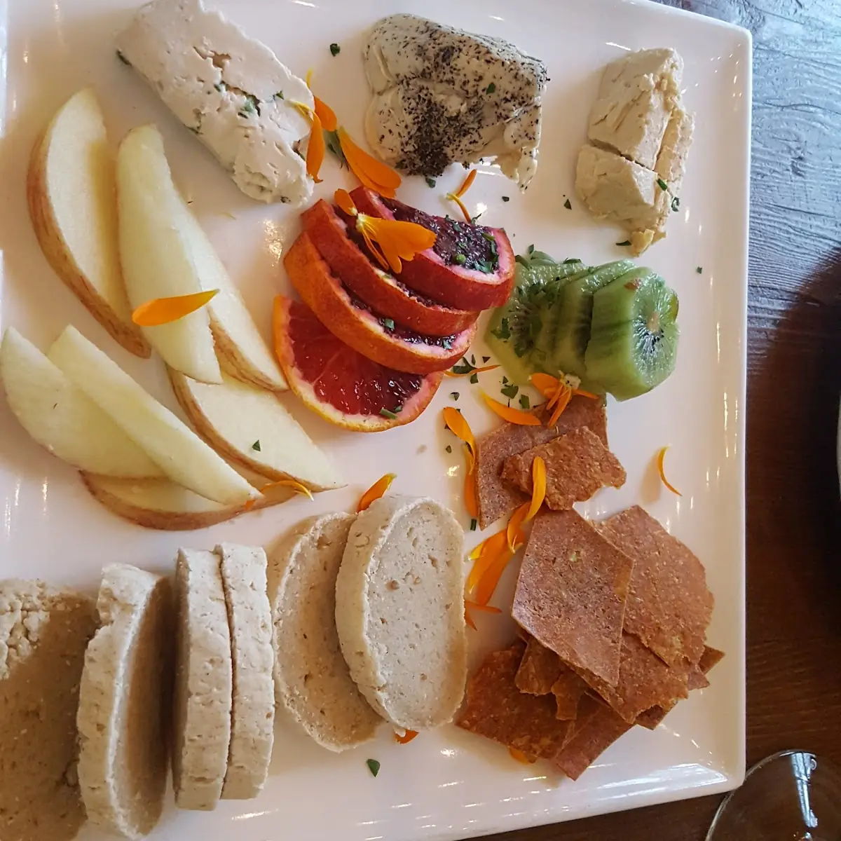 House Made Artisan Cheese Plate