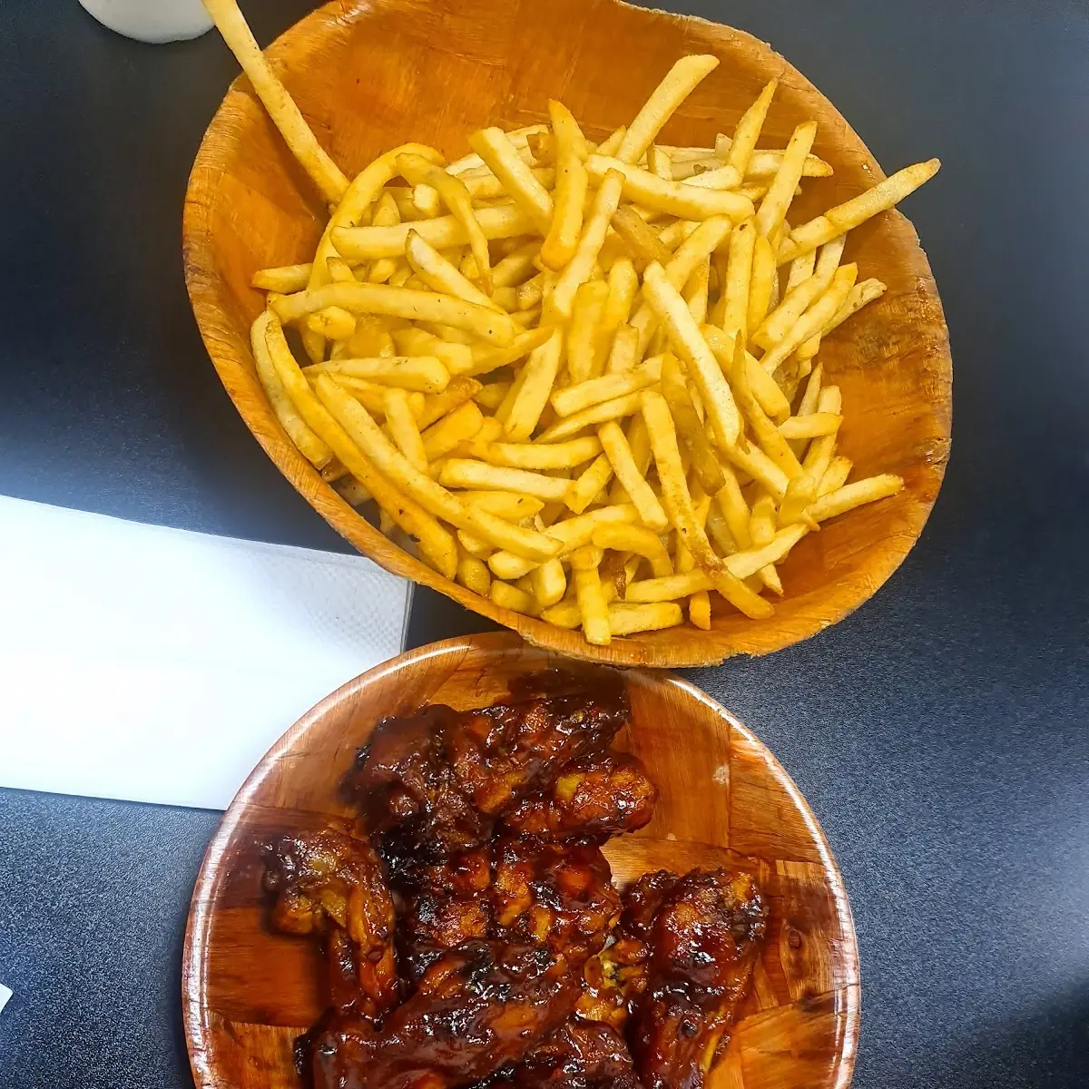 BBQ Wings and Fries