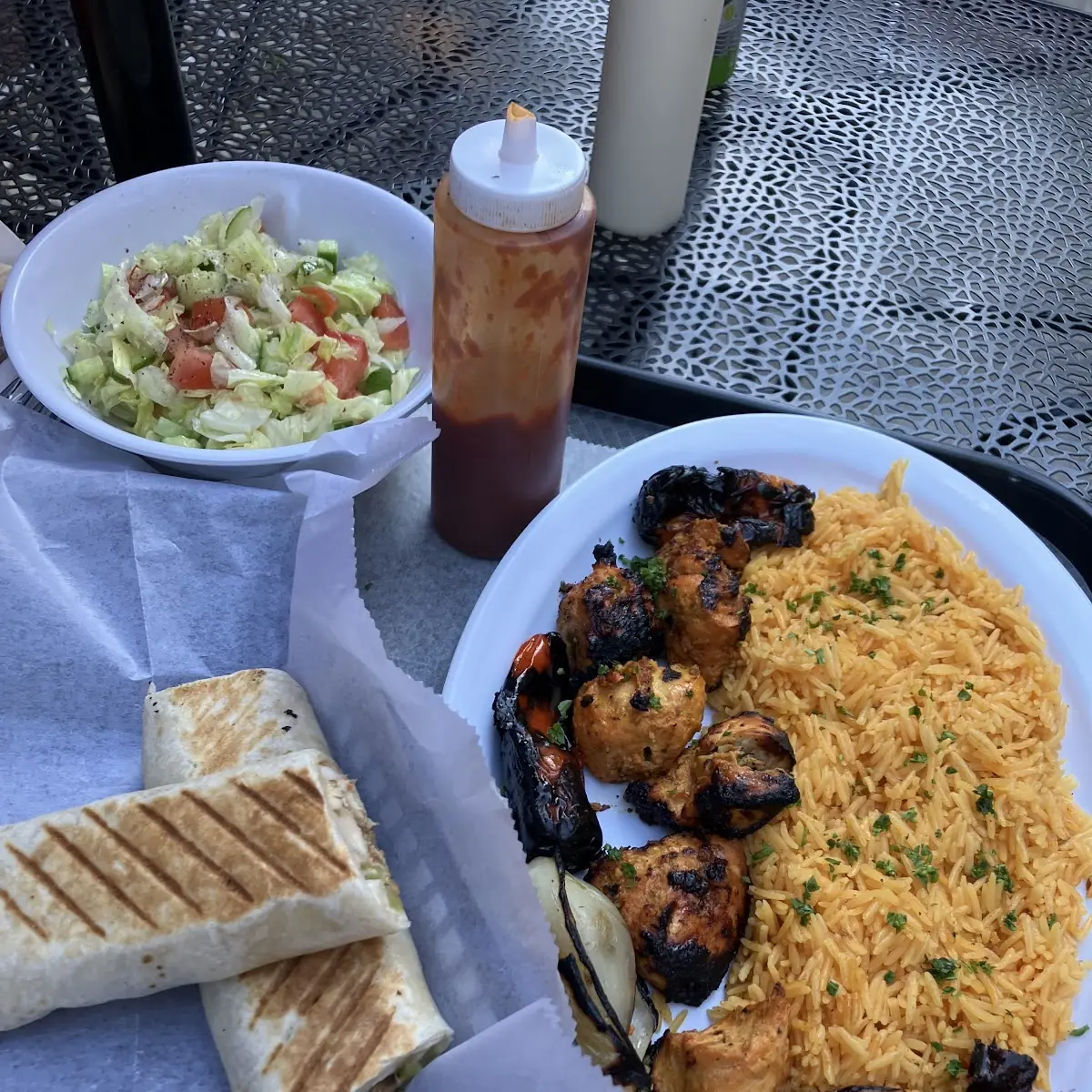 Hot Sauce and Garlic Sauce