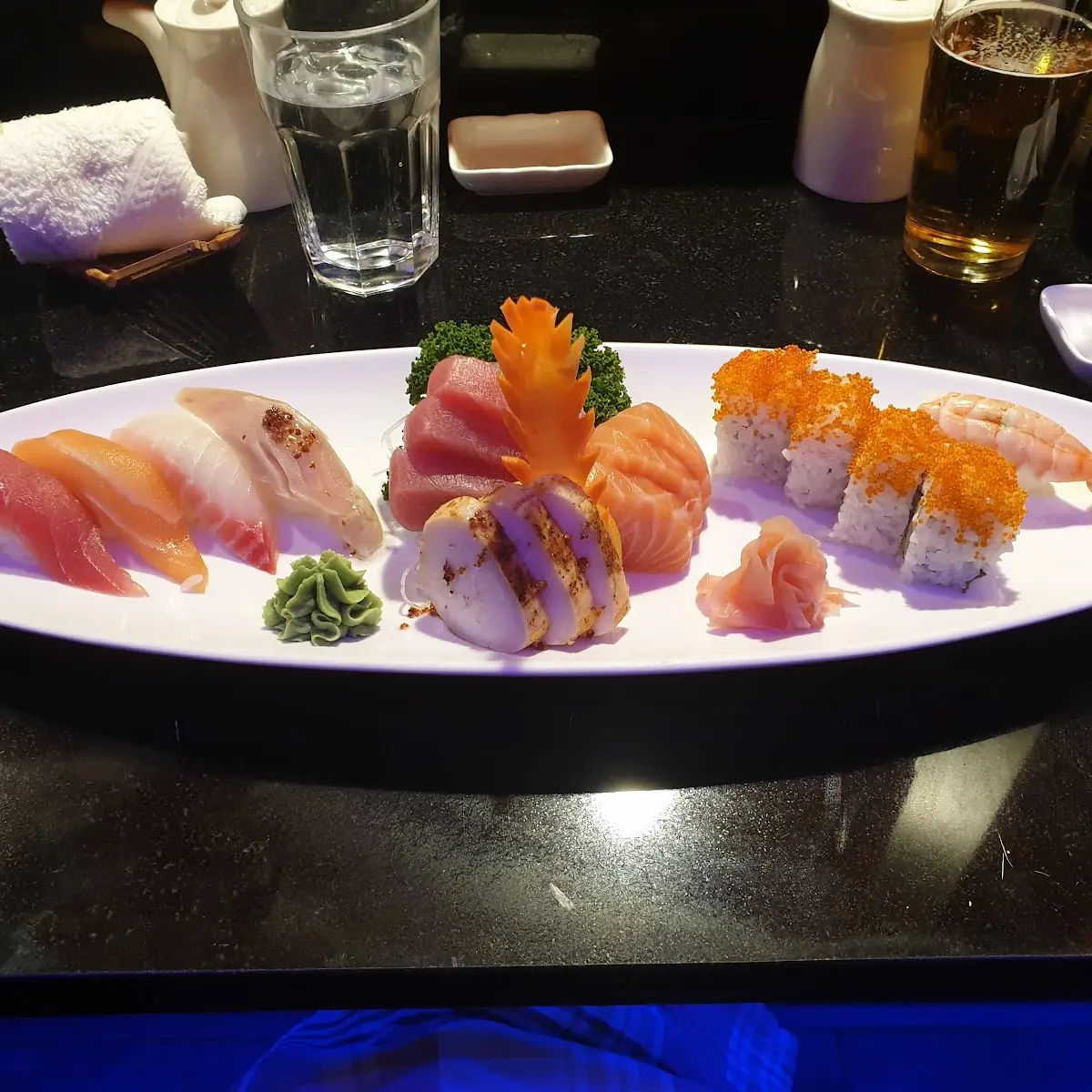 Sushi Sashimi Combo
