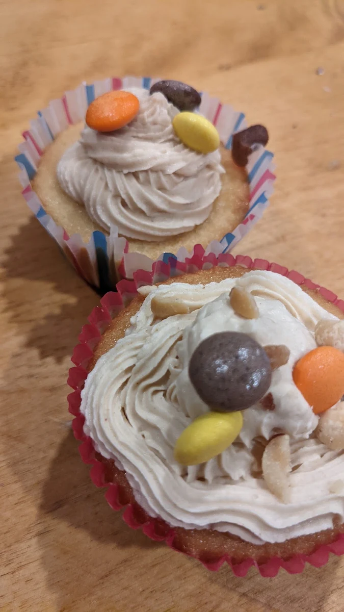 Peanut Butter and Jelly Cupcakes