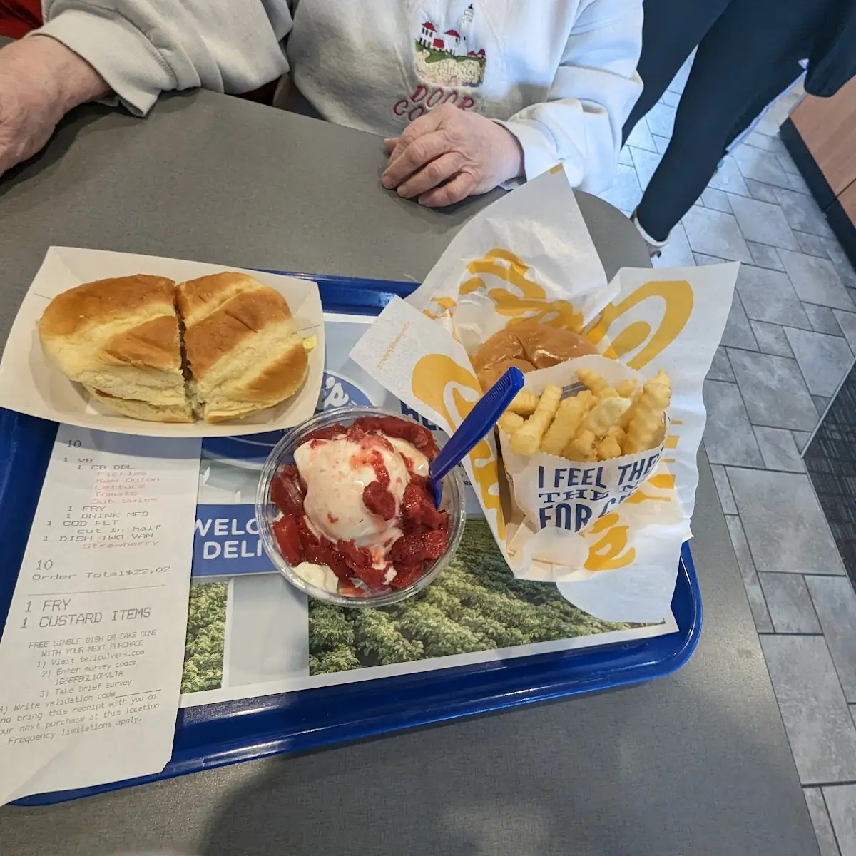 Fish Sandwich & Double Cheeseburger Combo