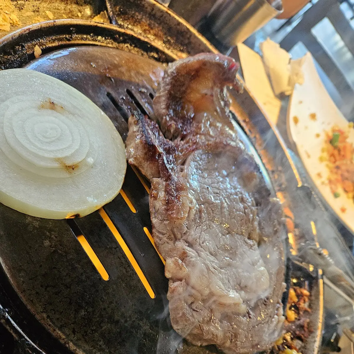 Hand Rub Seasoned Steak