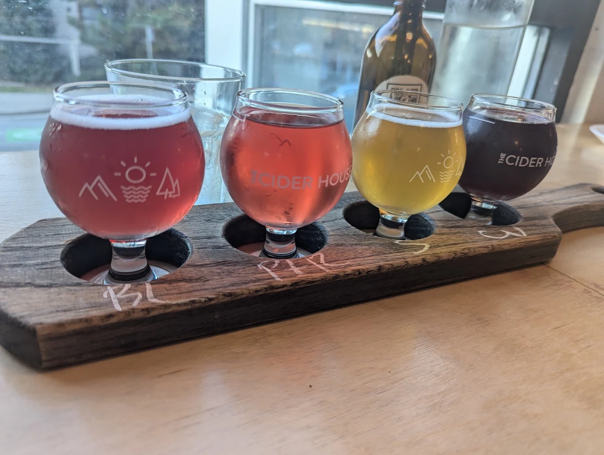 Cider Flights, The Cider House