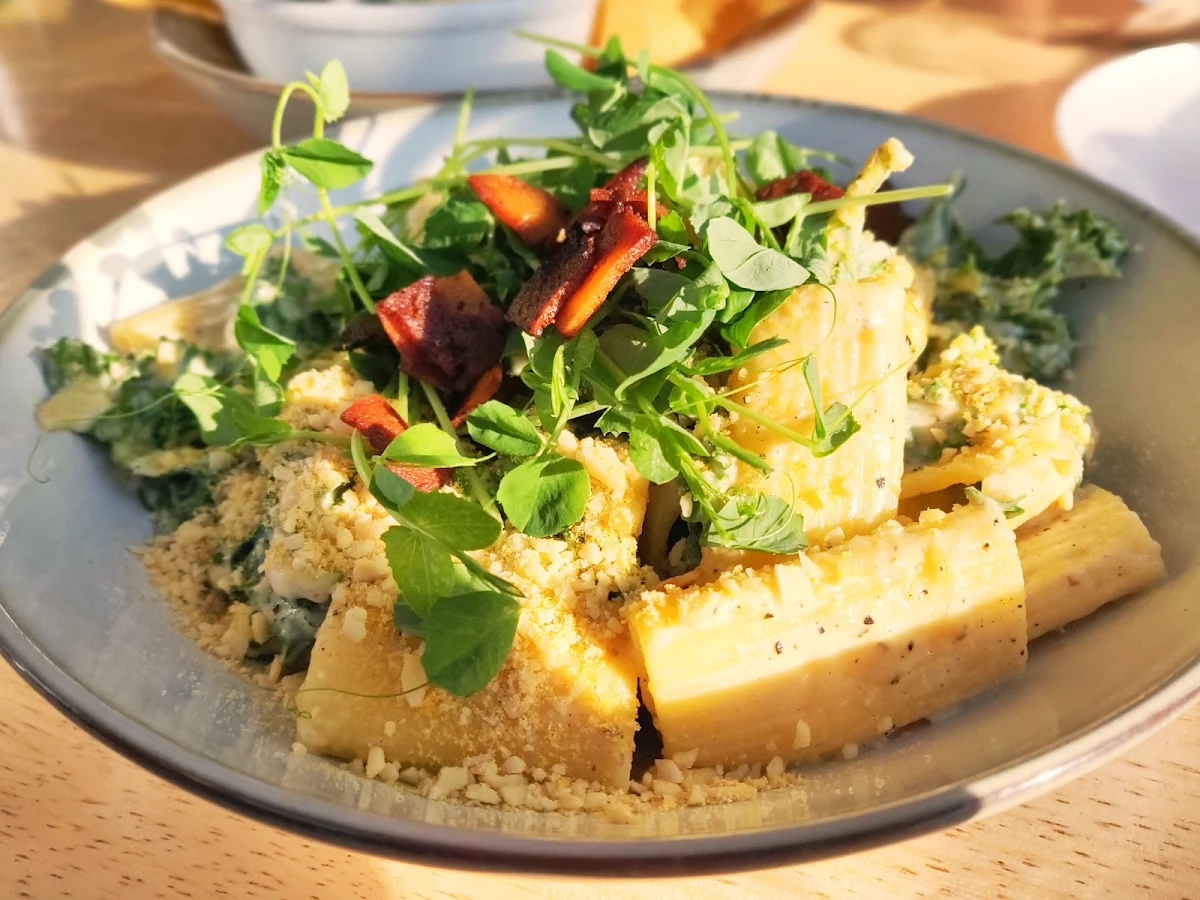 Mac & Cheese, The Cider House