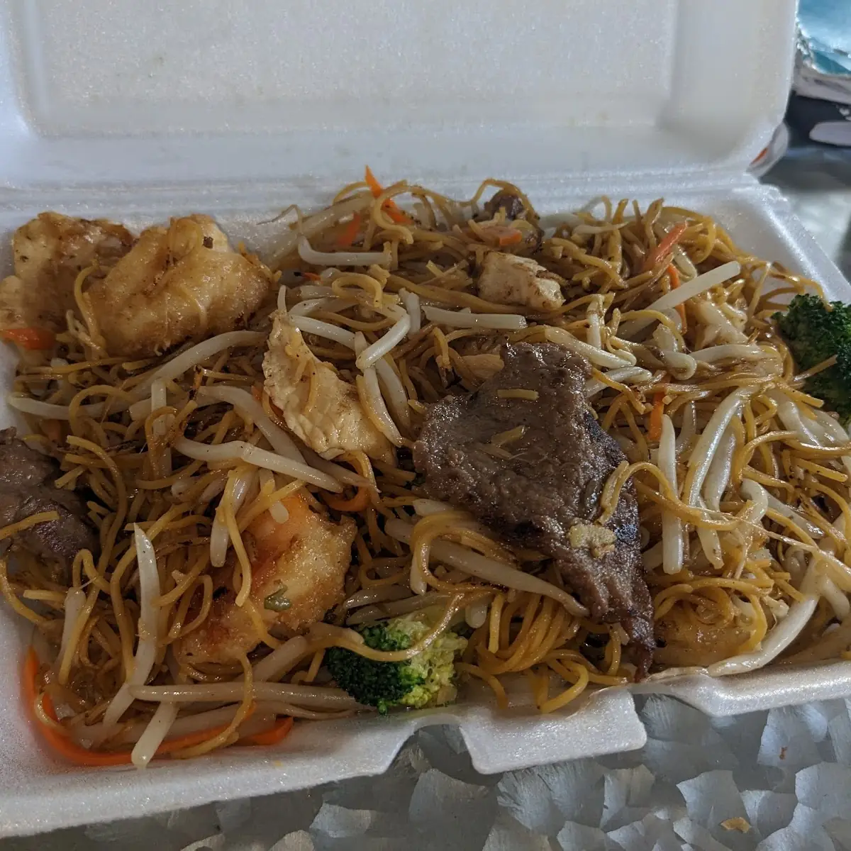 House Special Lo Mein