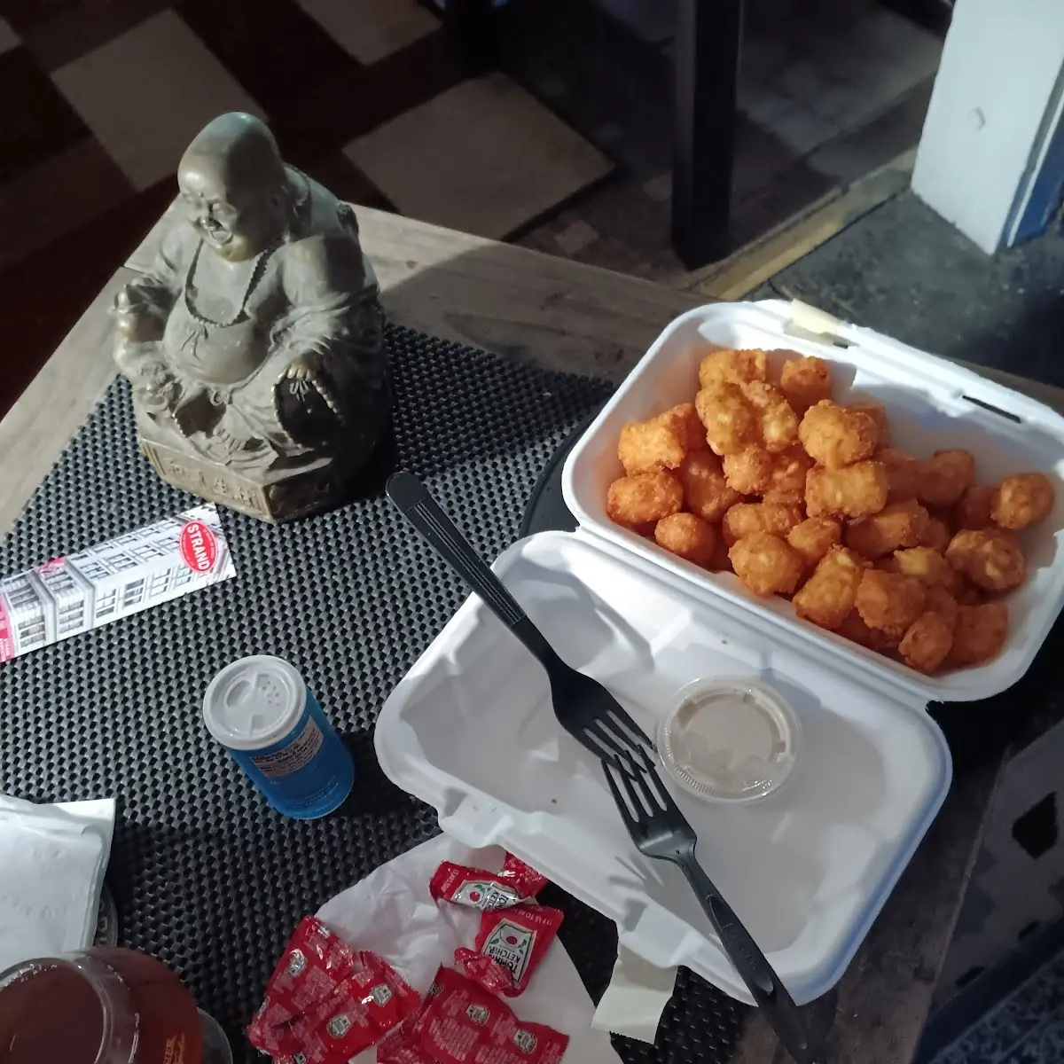 Large Crispy Kirin Tots with Ketchup Packets